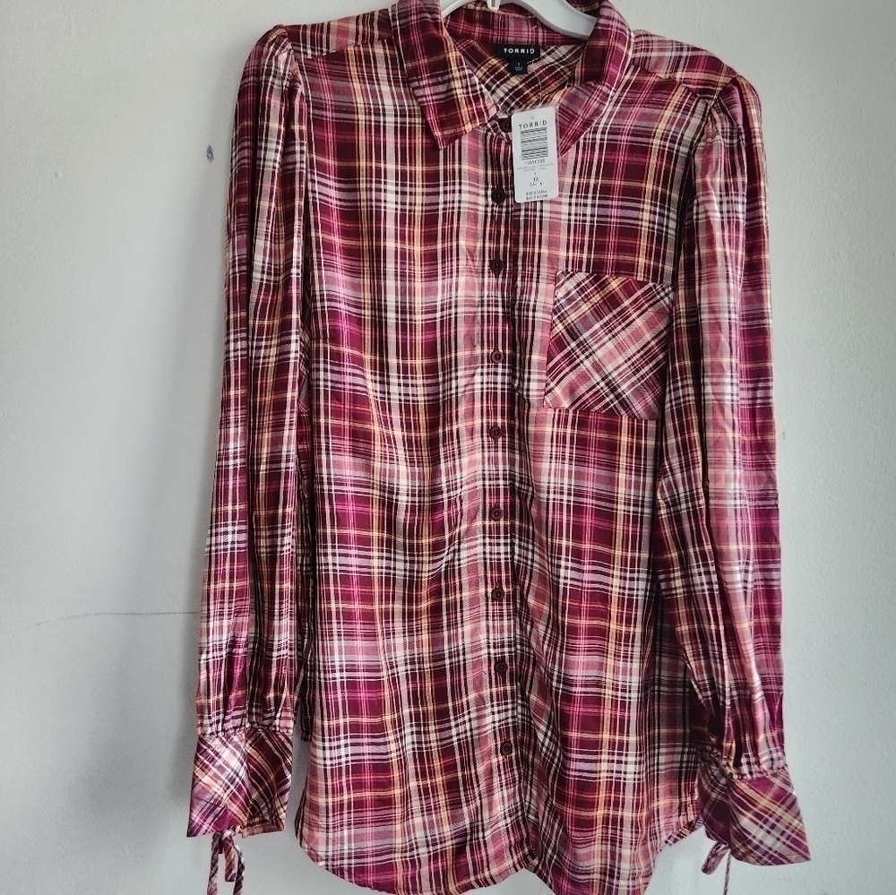NWT Torrid Red/Purple Plaid Long Sleeve Button Down Puff Sleeves Top size 1X